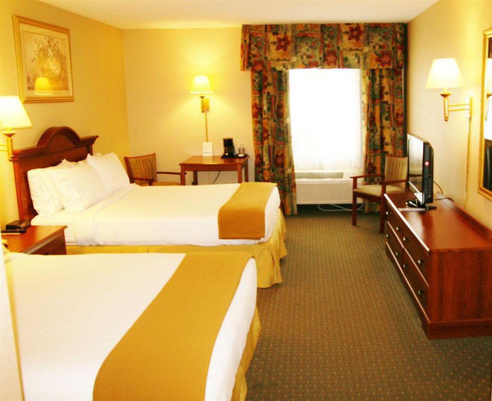 Comfort Inn & Suites Near Route 66 Lincoln Dış mekan fotoğraf